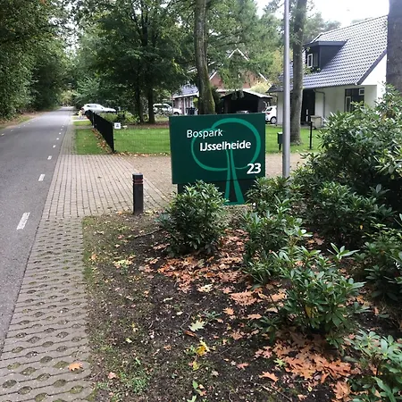 Chalet Rustoord Ontspannen Op De Veluwe *